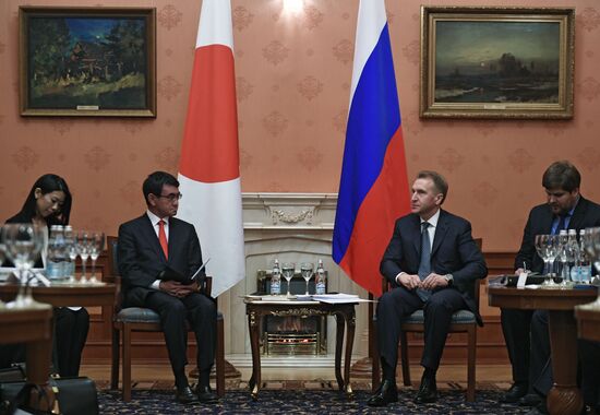 First Deputy Prime Minister Igor Shuvalov meets with Japanese Foreign Minister Taro Kono