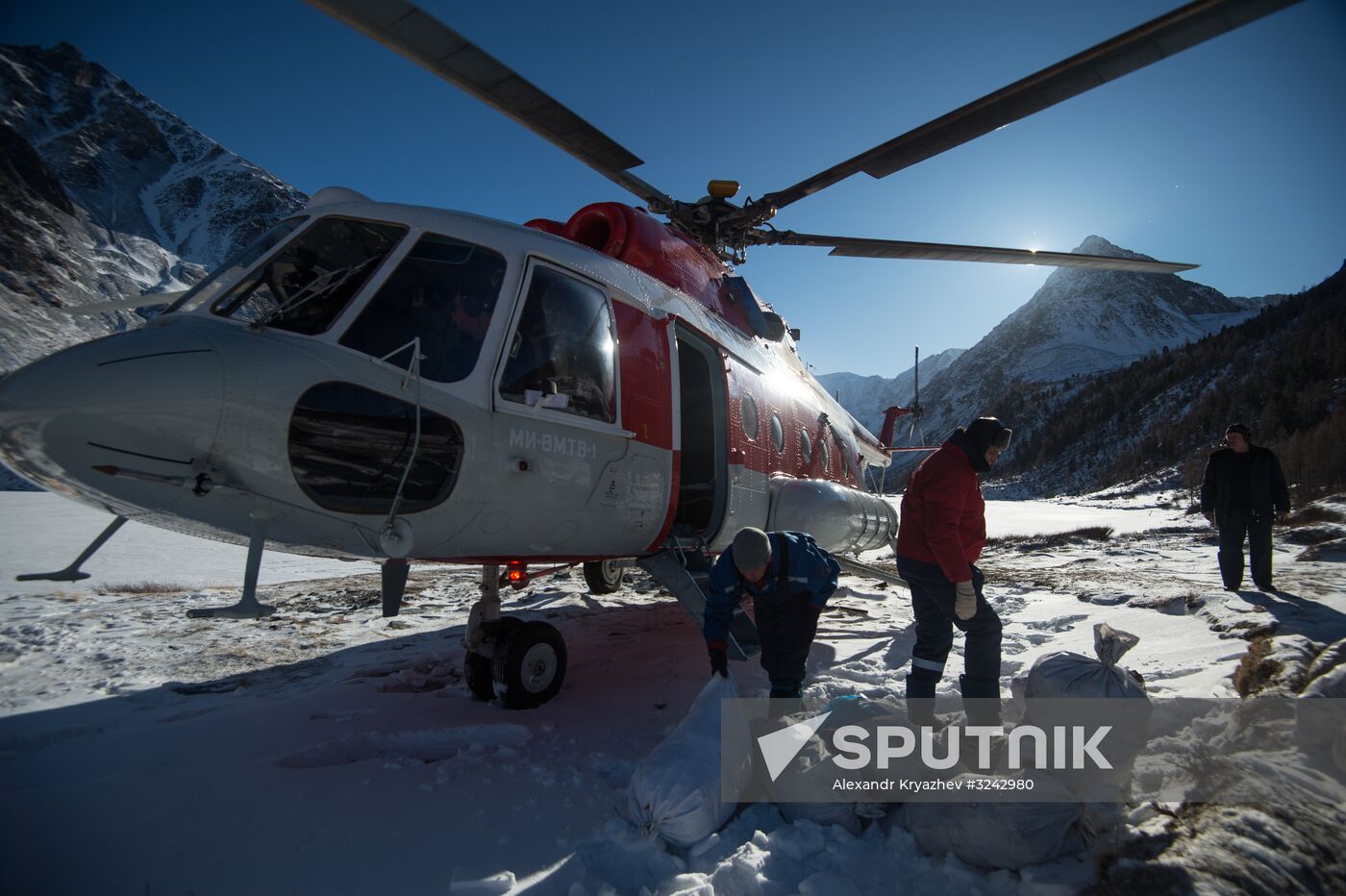 Campaign for cleaning up foot of Belukha Mountain
