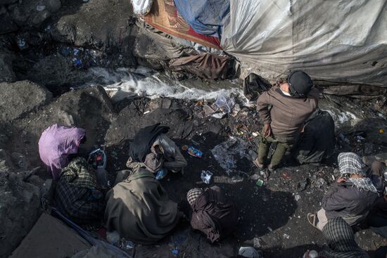 Drug den in Kabul