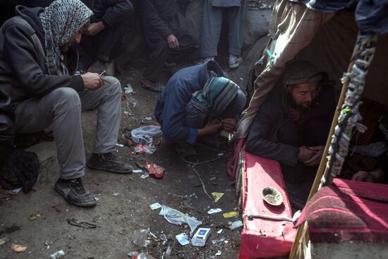 Drug den in Kabul