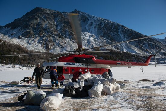 Campaign for cleaning up foot of Belukha Mountain