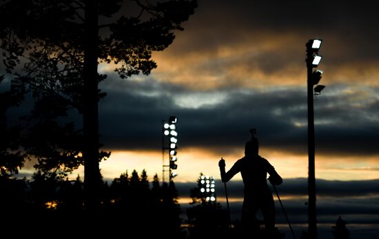 Biathlon. World Cup 1. Training sessions