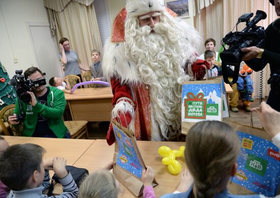 Russia's official Father Frost visits Yekaterinburg