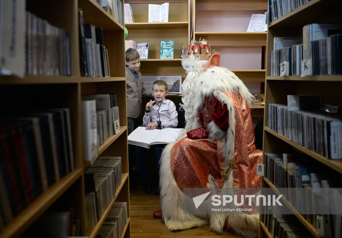 Russia's official Father Frost visits Yekaterinburg