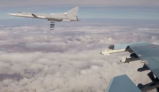 Six Tu-22M3 bombers strike terrorist facilities in Syria