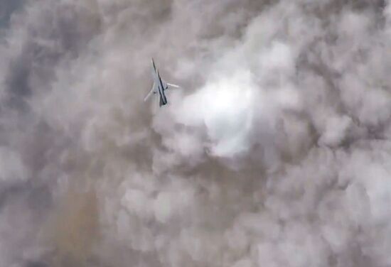 Six Tu-22M3 bombers strike terrorist facilities in Syria