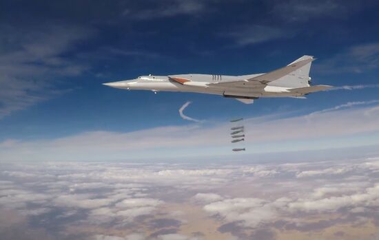 Six Tu-22M3 bombers strike terrorist facilities in Syria