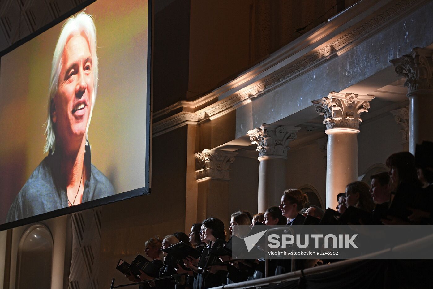 Opera singer Dmitri Hvorostovsky lies in repose