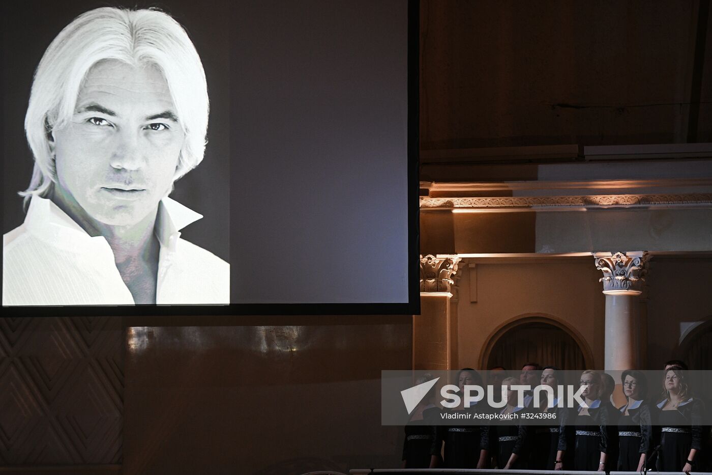 Opera singer Dmitri Hvorostovsky lies in repose