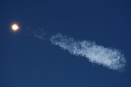 Soyuz-2.16 rocket launches Meteor No. 2-1 spacecraft from Vostochny space center