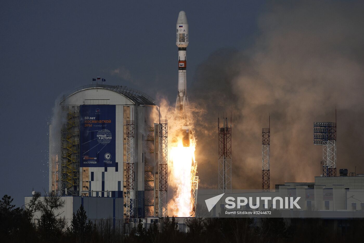 Soyuz-2.16 rocket launches Meteor No. 2-1 spacecraft from Vostochny space center