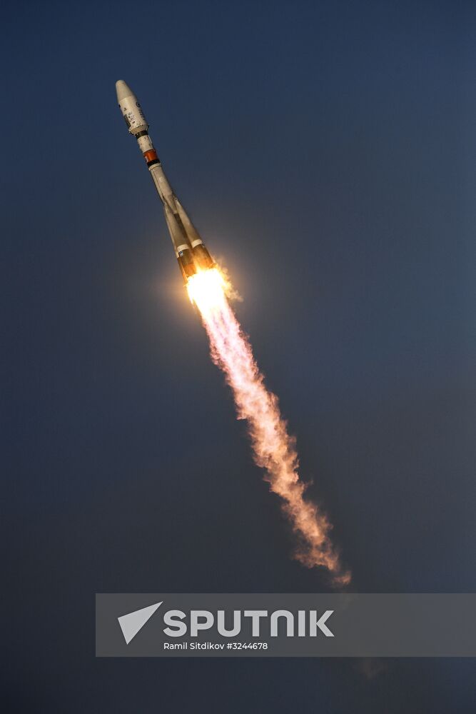 Soyuz-2.16 rocket launches Meteor No. 2-1 spacecraft from Vostochny space center