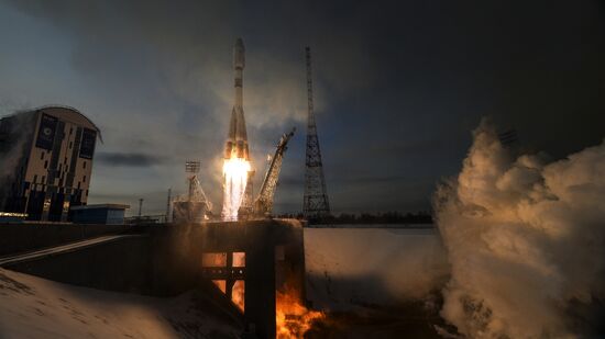 Soyuz-2.16 rocket launches Meteor No. 2-1 spacecraft from Vostochny space center