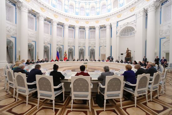 Vladimir Putin chairs Coordinating Council meeting