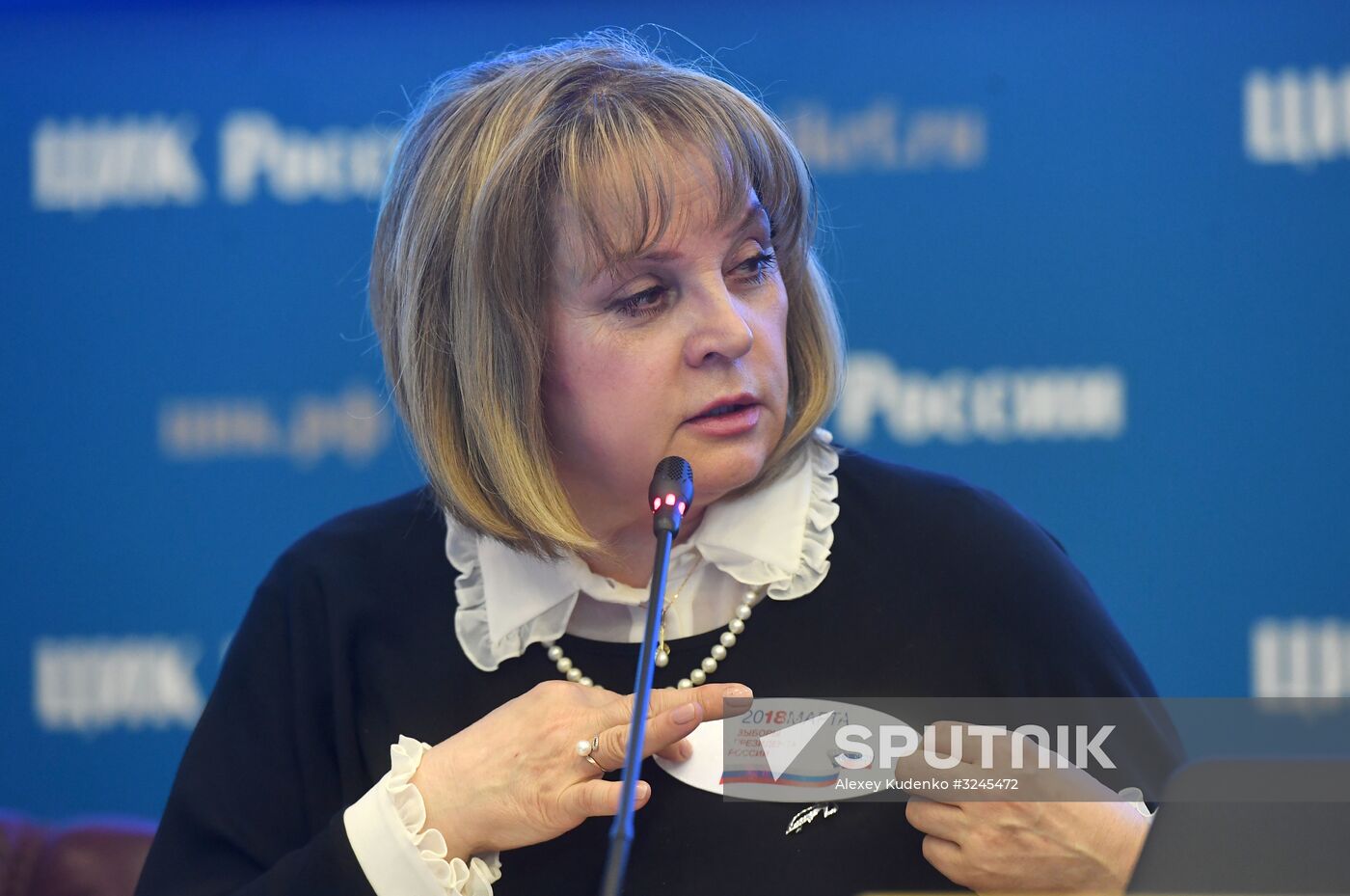 Visual concept presentation for Russian presidential election awareness campaign