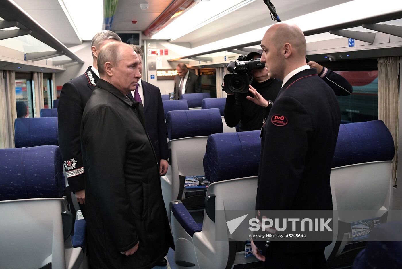 President Vladimir Putin at depot of Moscow Kiyevskaya railway station