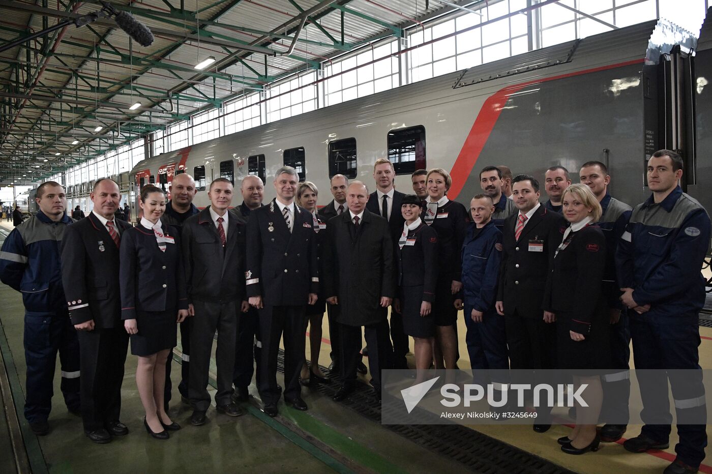 President Vladimir Putin at depot of Moscow Kiyevskaya railway station