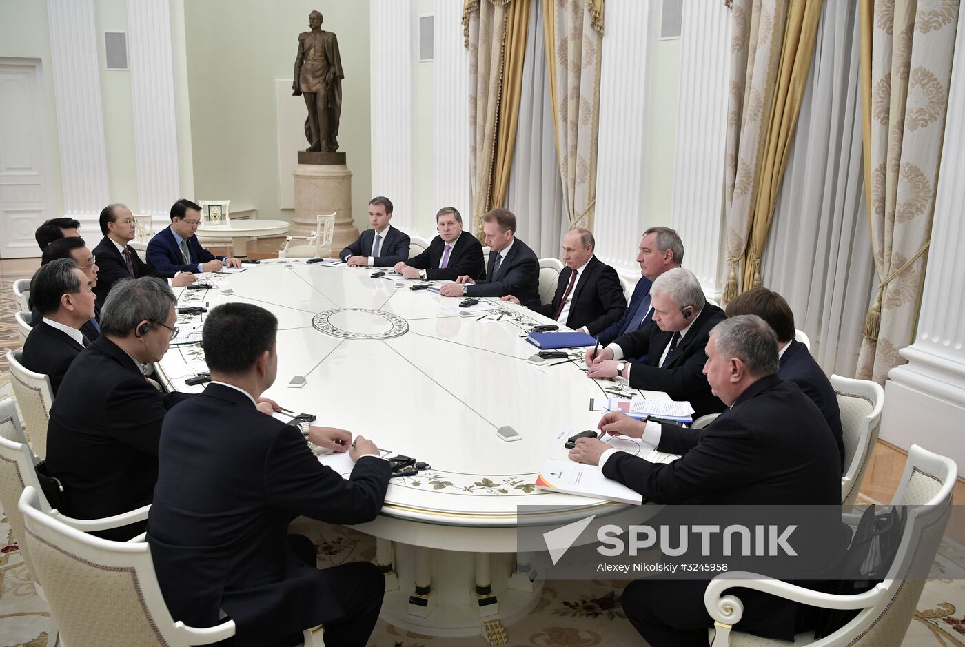 Russian President Vladimir Putin meets with Premier of People's Republic of China Li Keqiang