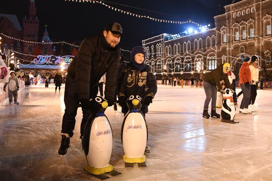 GUM skating rink opens on Red Square