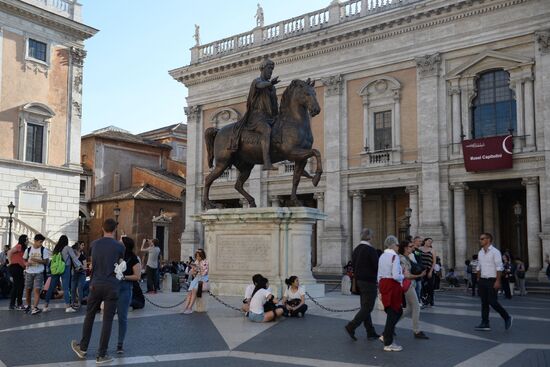 Cities of the world. Rome