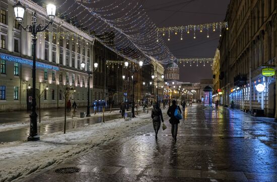 Nevsky Prospekt in St. Petersburg decorated for New Year's Eve