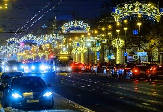 Nevsky Prospekt in St. Petersburg decorated for New Year's Eve