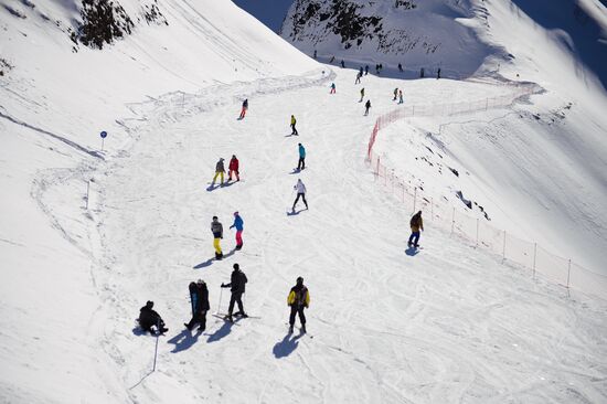 Ski season opens at Gorki Gorod resort in Sochi