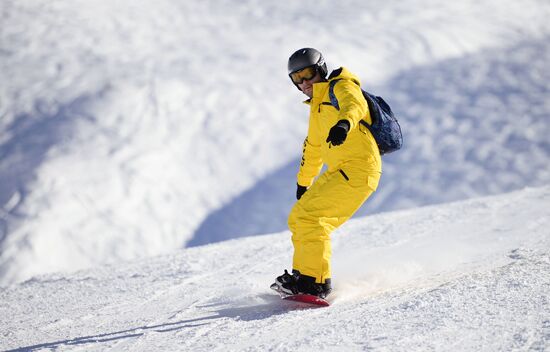 Ski season opens at Gorki Gorod resort in Sochi