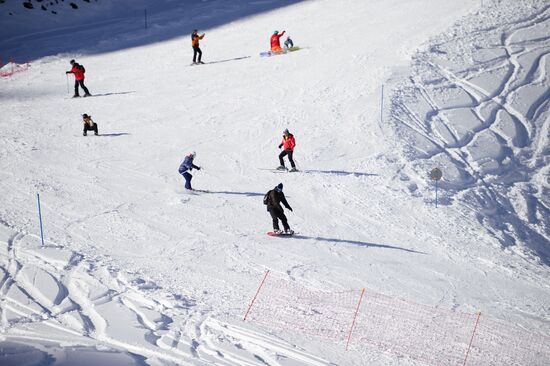 Ski season opens at Gorki Gorod resort in Sochi