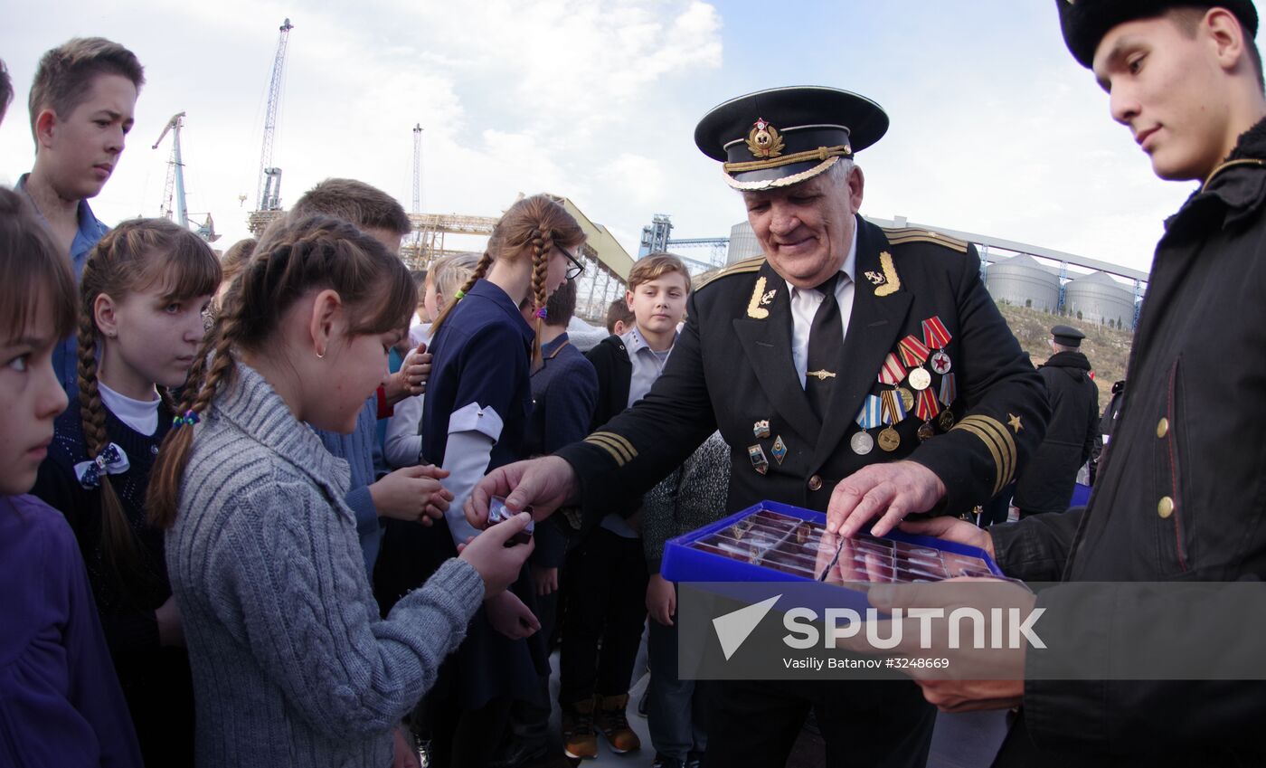 Schoolchildren join Young Army aboard the Moskva cruiser