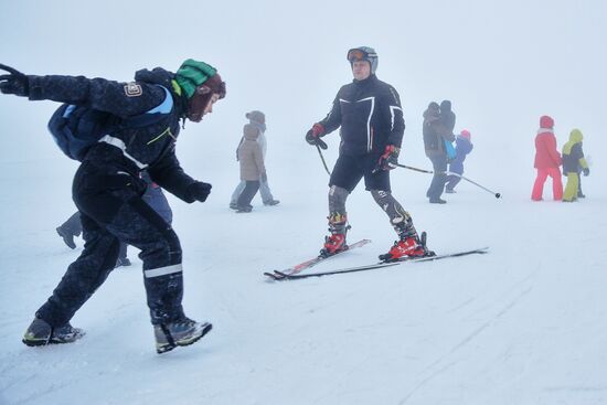 Alpine skiing season kicks off in Khibiny Mountains
