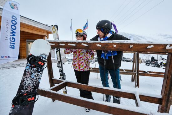 Alpine skiing season kicks off in Khibiny Mountains