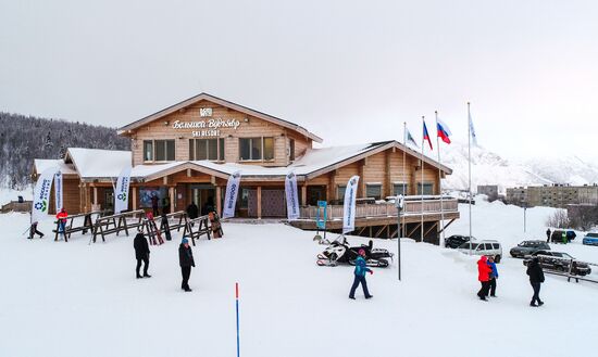 Alpine skiing season kicks off in Khibiny Mountains