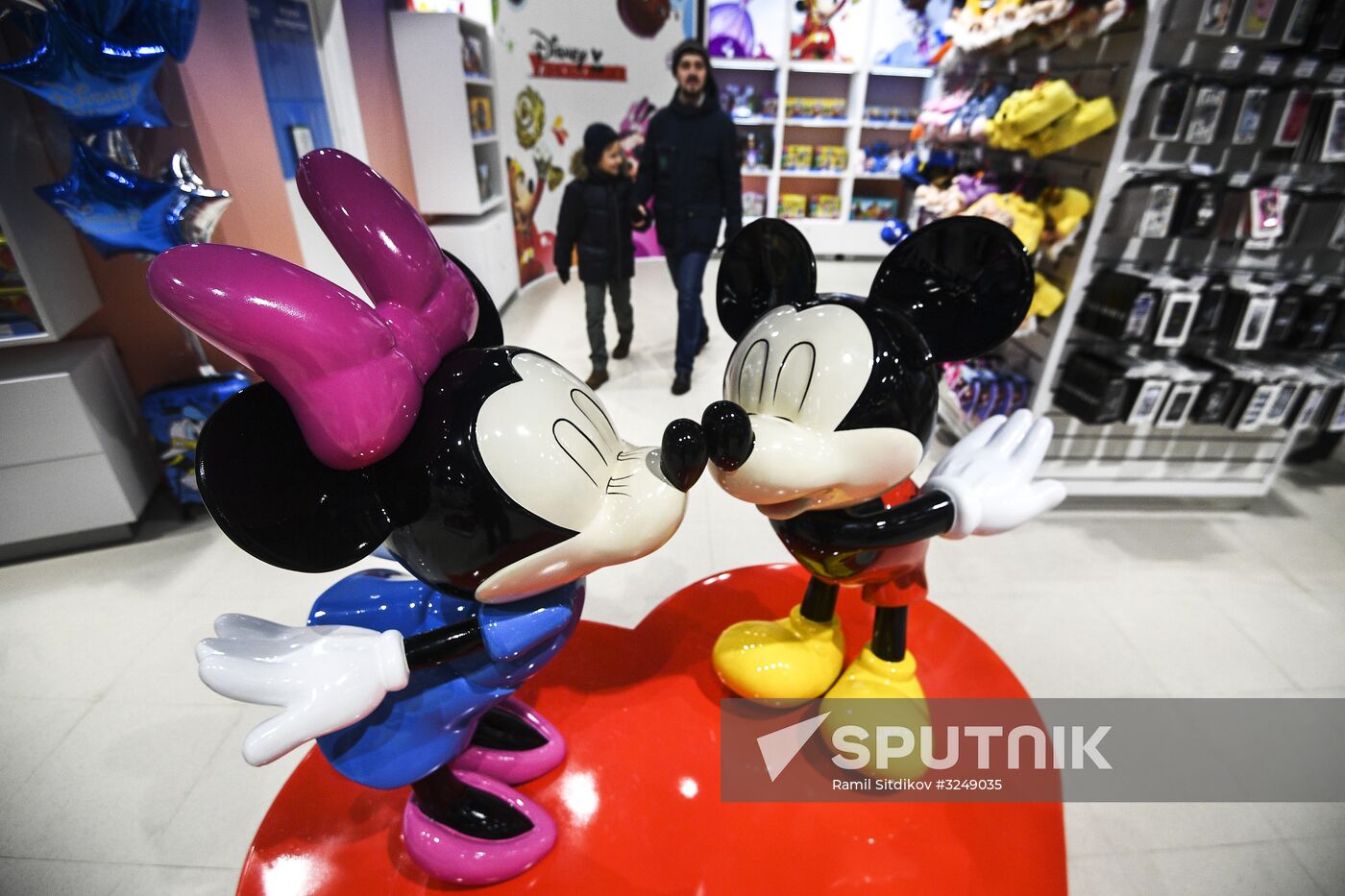 Disney brand shop opened in Moscow