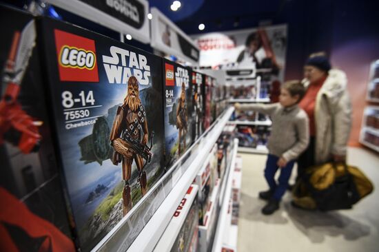 Disney brand shop opened in Moscow