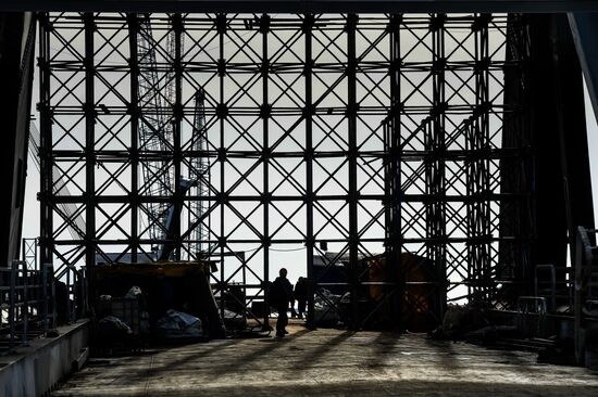 Crimean Bridge under construction