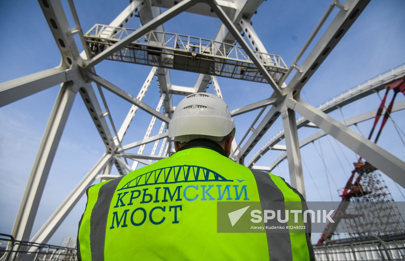 Crimean Bridge under construction