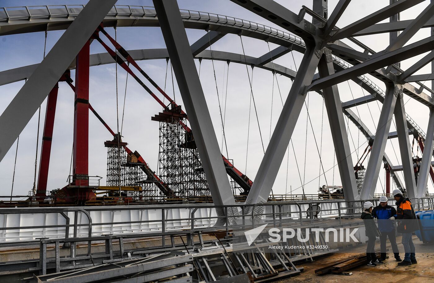 Crimean Bridge under construction