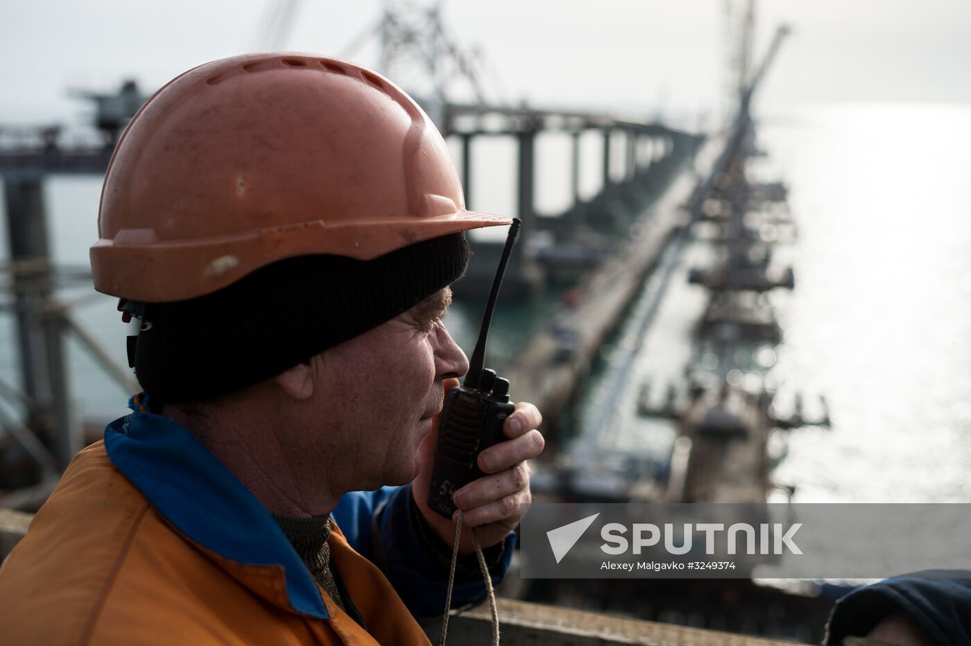 Crimean Bridge under construction