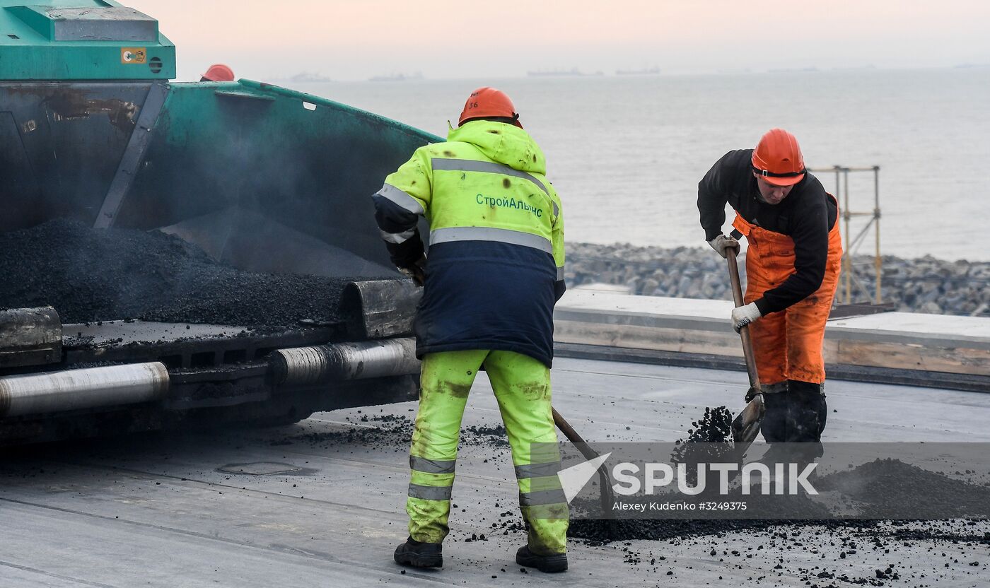 Crimean Bridge under construction