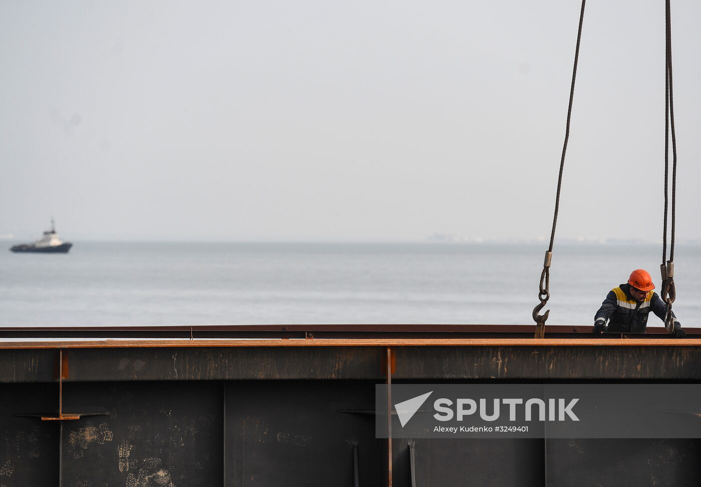 Crimean Bridge under construction