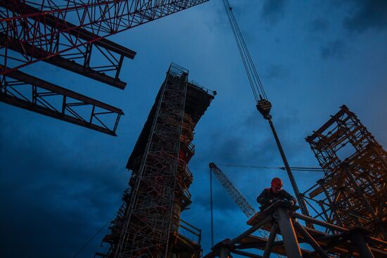 Crimean Bridge under construction