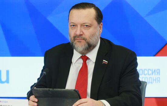 New conference in defense of General Ratko Mladic