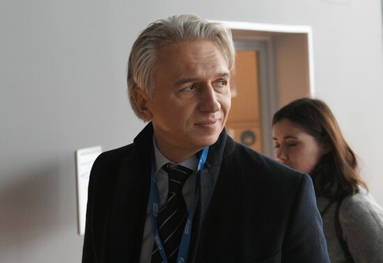 7th international forum 'Arctic: today and the future'. Day One