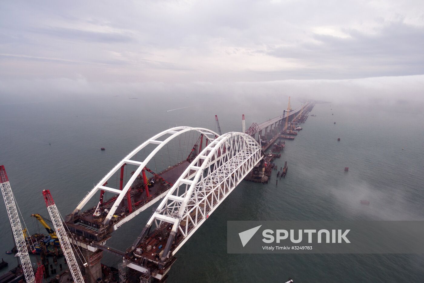 Crimean Bridge under construction