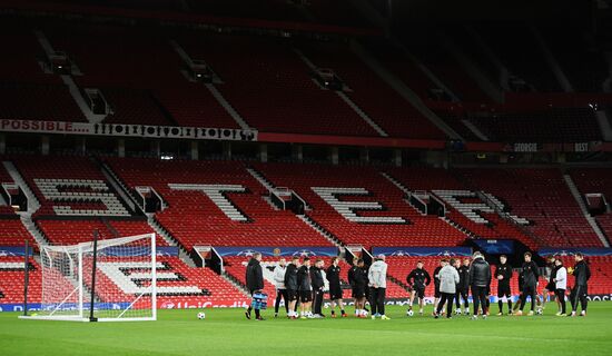 Football. Champions League. CSKA's training session