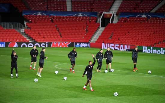 Football. Champions League. CSKA's training session