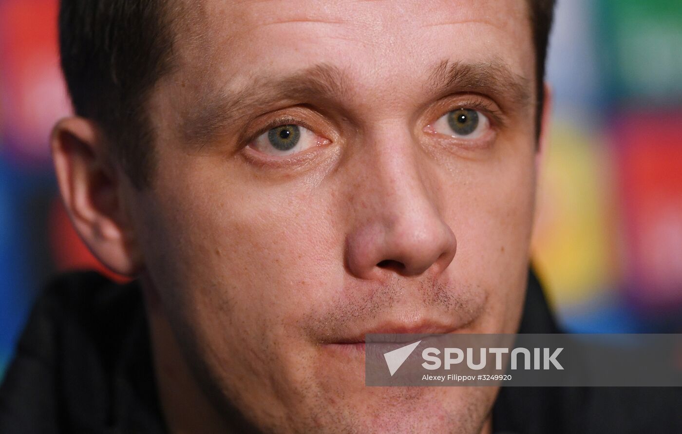 Football. Champions League. CSKA's training session