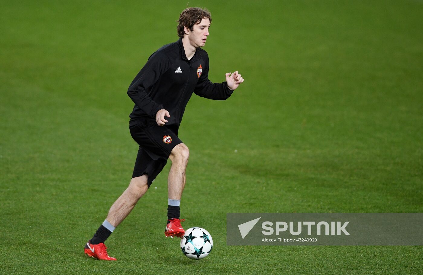Football. Champions League. CSKA's training session