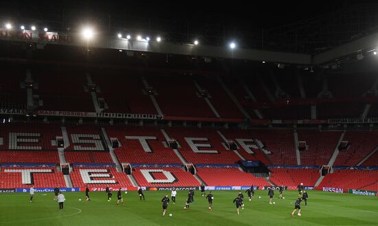 Football. Champions League. CSKA's training session